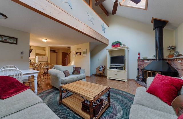 Ultimate 4 Season Family Getaway on Camelback Mntn - Sleep options for 14 - WiFi