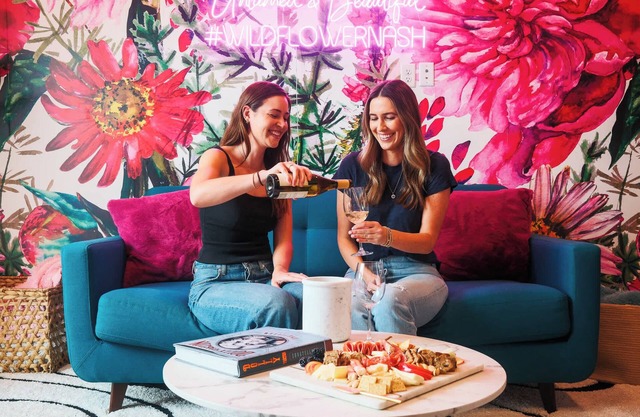 Ultimate Nash Chic Getaway| Music, Food, Fun Times