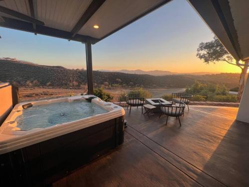 Ultimate Winery Getaway With Spa And Amazing Hilltop View