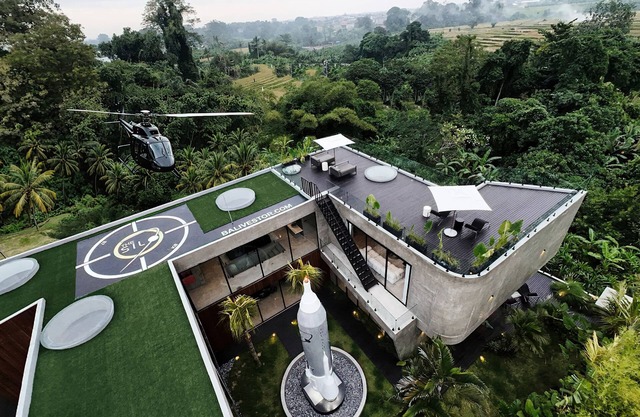 Ultra Luxury Space Themed Rocket Villa