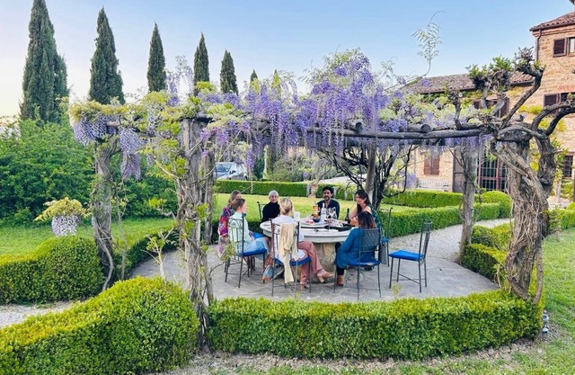 Umbrian elegance, in the hills between Tuscany and Umbria
