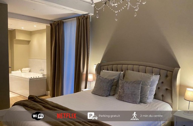 UN COCON EN VILLE - chambre SPA chic et élégante