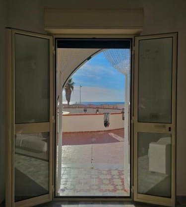 Una finestra sul mare