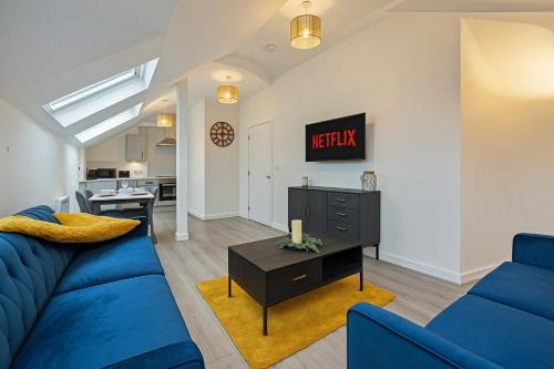 Unique 1 bed Penthouse in East Village, Belfast - Walk to City Centre, Roof Terrace