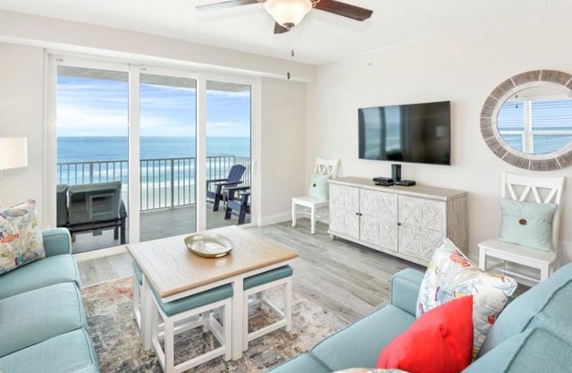 Unit 702 Aruba - 4 Bedroom Ocean Front