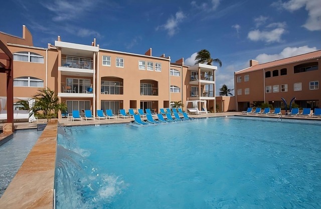 Unwind In Aruba 2 King Bedrooms Close To Golf Course Manchebo Beach Pets Welcome