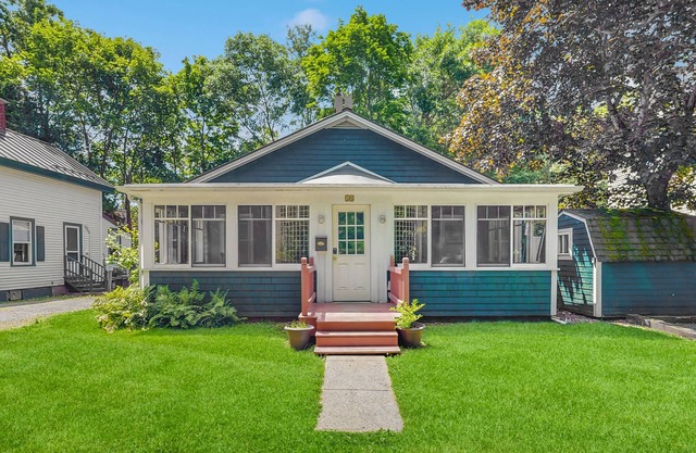 Updated, Century-Old Home w/Glass Porch - Walk into Town/Acadia