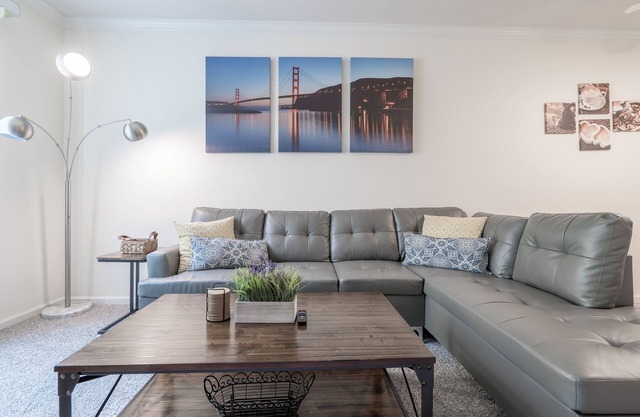 Updated & Gated Silicon Valley 1BR Condo! AC+Parking+Washer+Dryer by Santana Row