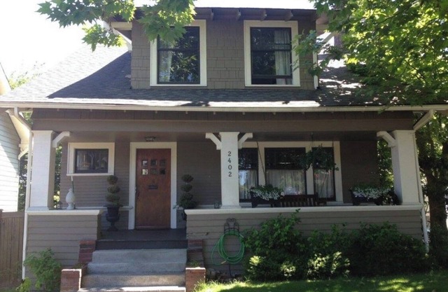 Upper Queen Anne walking Suite