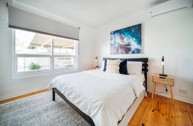 Urban Beach Shack-Me · ★Urban Beach Shack★Metres from the Beach & Cafes✔