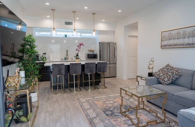 URBAN OASIS: 2BR NOHO HOME BUILT 2023 w/LARGE WALK-IN CLOSET & FENCED PATIO p68