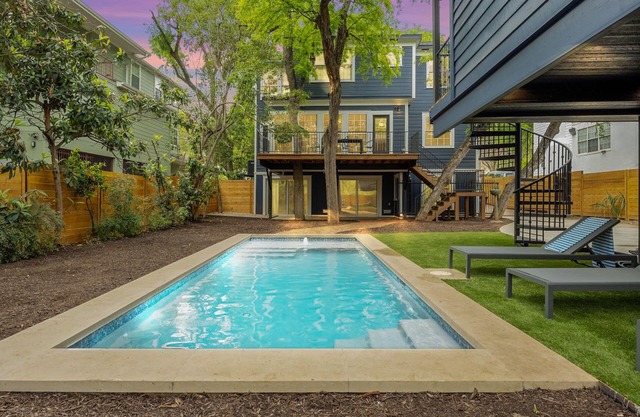 UT Football Fave - Pool, Remodeled Historic Home!