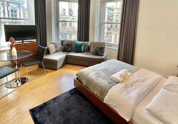 V14 Fantastic Apartment - 100m from Piccadilly Circus!