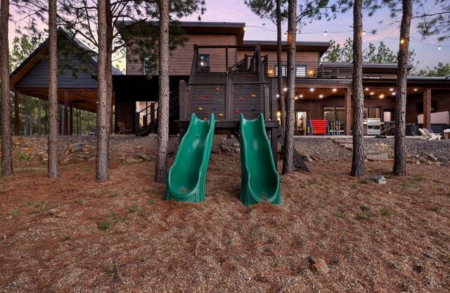 Vacana S&P, Game Area, Fun Slide, Multi-Family Friendly
