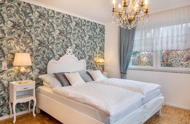 Vacation apartment "Hortensie", 80sqm, 1 bedroom, max. 2 adults and 1 child (max. 12 years)