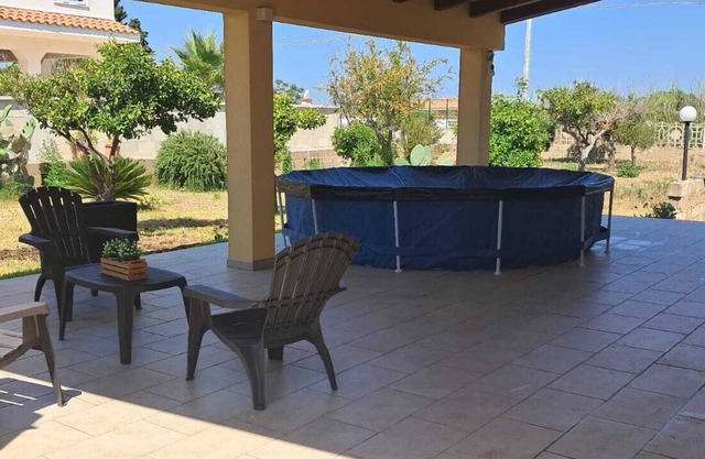 Vacation Home "Casa Vacanza Il Melograno" with 2 Private Terraces, A/C & Wi-Fi