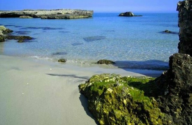 Vacation Home in Torre Specchia Ruggeri with 2 bedrooms sleeps 7