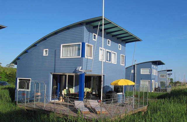 Vacation home for 7 guests with 80m² in DT Oostmahorn near Anjum (167136)