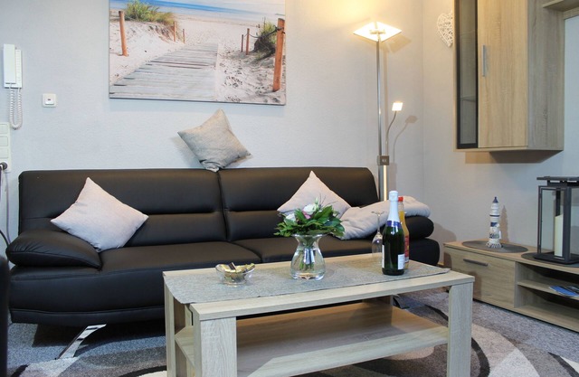 Vacation apartment/apartment for 4 guests with 70m² in Schashagen (117081)