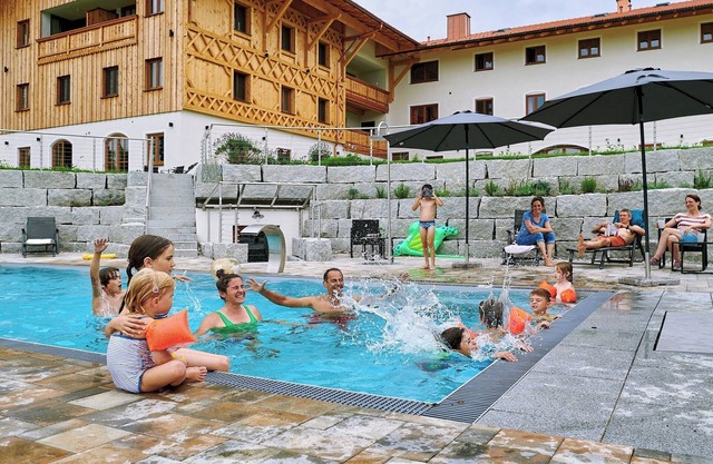 Vacation apartment Kampenwand, 1-4pers., 2 sep. SZ, 1ST FLOOR + 2ND FLOOR