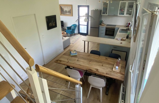 Vacation home 2 min walk from Trez Hir beach - comfort, calm & ocean