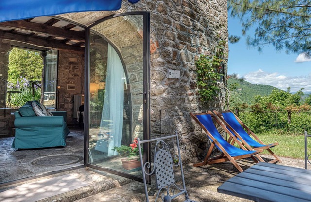 Vacation Home "Mulino Con Piscina Vicino Firenze" with Mountain View, Shared Pool & Wi-Fi