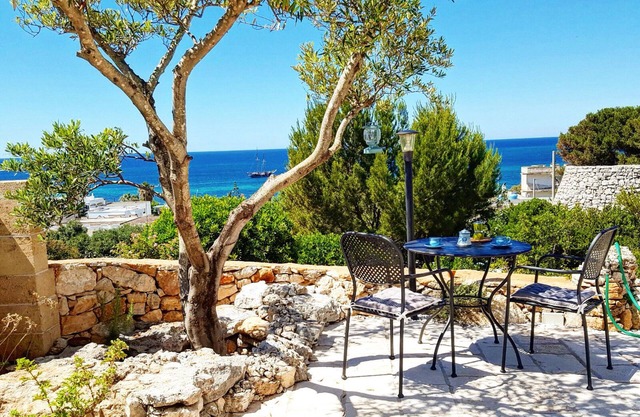 Vacation home with panoramic sea view