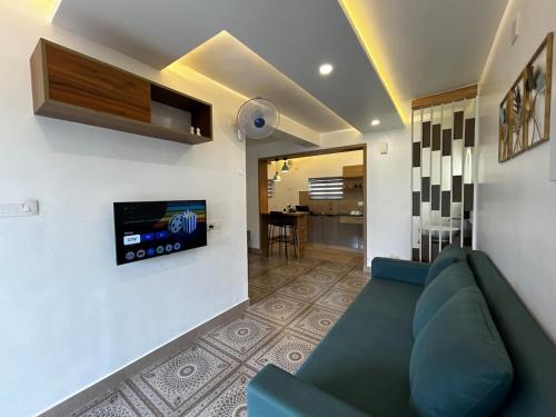 Vadanapilly Beach Villa for 8-10 adults