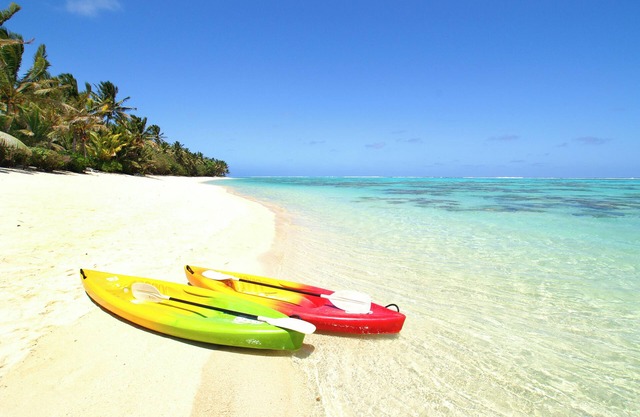 Vaka Beach Cottage with A/C, unlimited wifi,