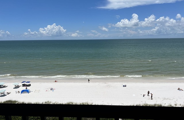 VANDERBILT BEACH- BEACHFRONT 2 BEDROOM, 2 BATHROOM CONDO.SIMPLEY GORGEOUS!
