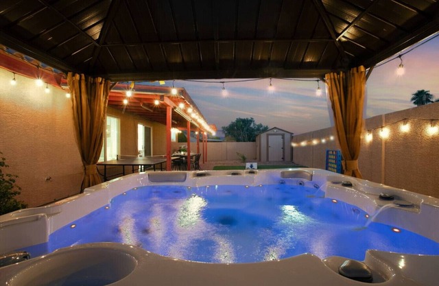 Vegas Trip 6BD Home: Spa, Arcades, and More!