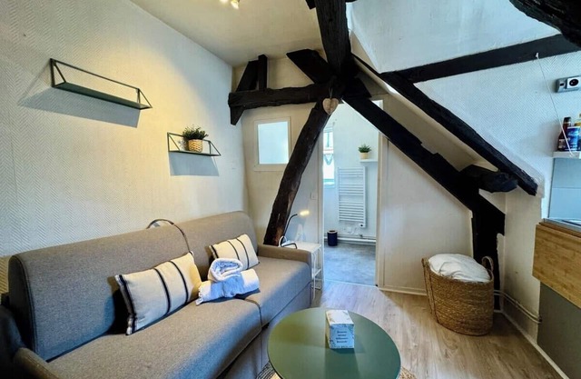 Vera : Studio Confortable sous les combles !