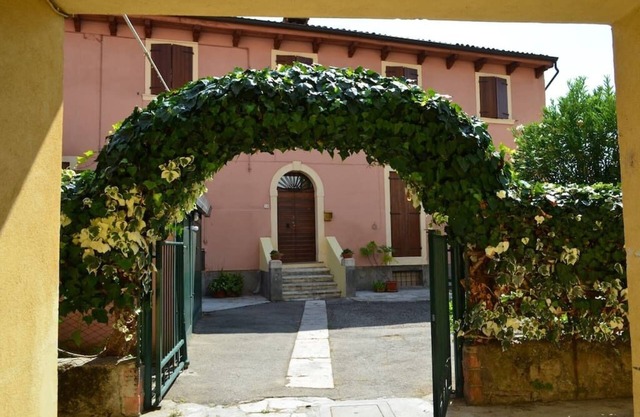 Veronauptoyou Hillviewgiardino/p.autoM0230911316