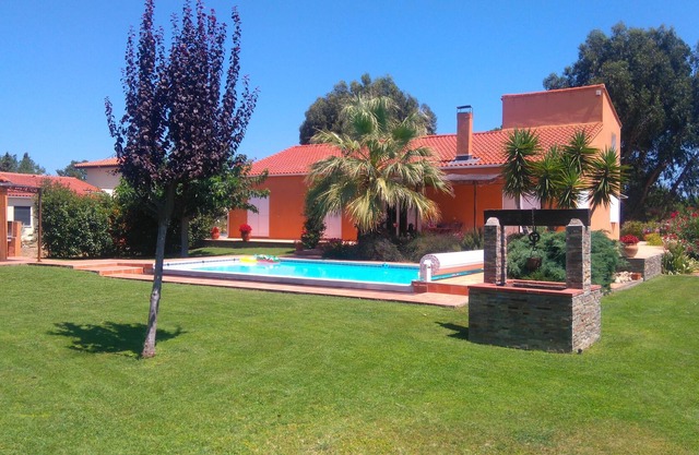 VERY NICE MAS RENOVATED 4 BEDROOMS 160m2 WITH POOL AND TREE GARDEN of 2500m