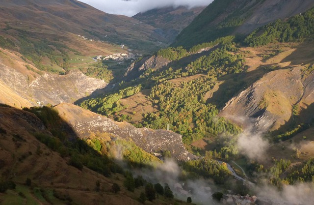 Very nice view of the massif of Meije and the valley of the upper Romanche.