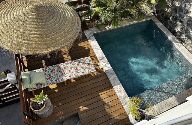 Very pretty T3 house with swimming pool between La Saline les bains and St Leu.