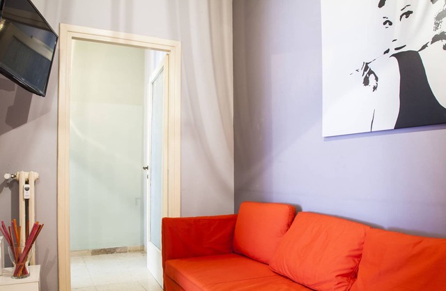 Via Tiburtina: modern apartment, with two rooms next to Tiburtina Station