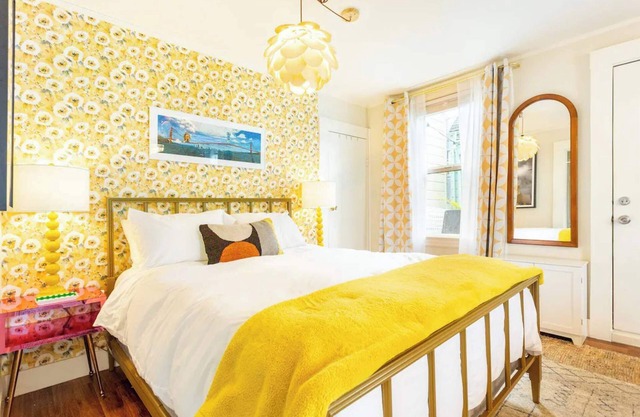 Vibrant & Cozy Studio in Central Noe Valley