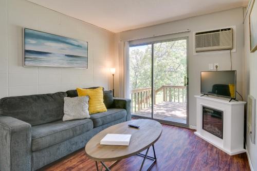 Vibrant Kimberling City Hideaway with Private Deck!