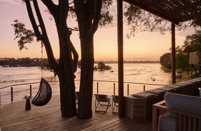 Victoria Falls River Lodge