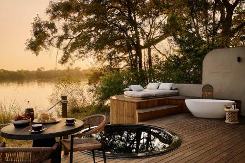 Victoria Falls River Lodge