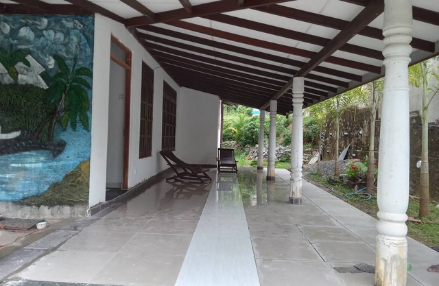 Vila with Free Wi-Fi - 5-mins from the beach(on Walk)