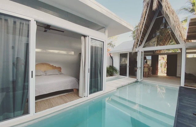 Villa 3 bedrooms, private pool and 5 minutes walk from the beach
