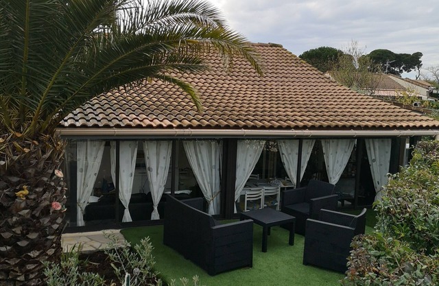 Villa 3 bedrooms in VALRAS - BEACH in private residence with swimming pools, beach