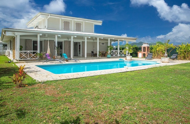 Villa 3 Chambres, 7 Personnes, Piscine