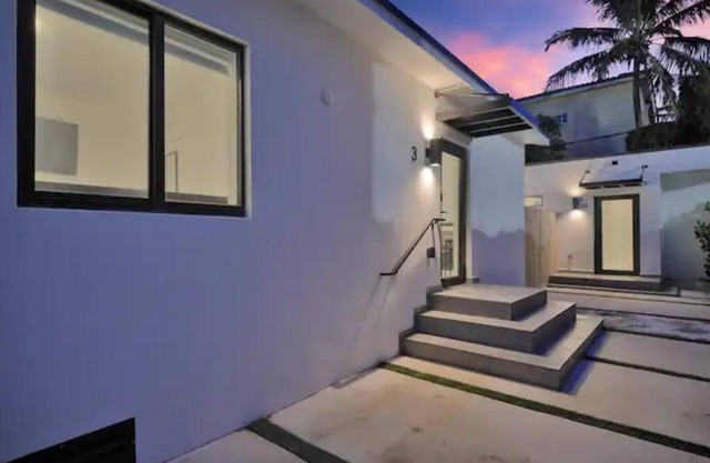 Villa 3 in Miami