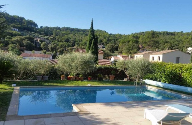 VILLA 6 PERSONS WITH SWIMMING POOL between Sea and Land