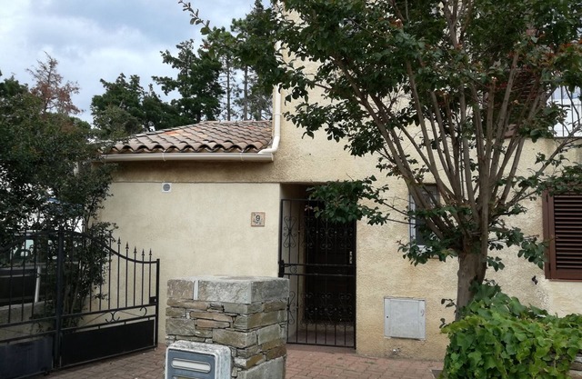 Villa 8 people 50 m from the sea, direct access