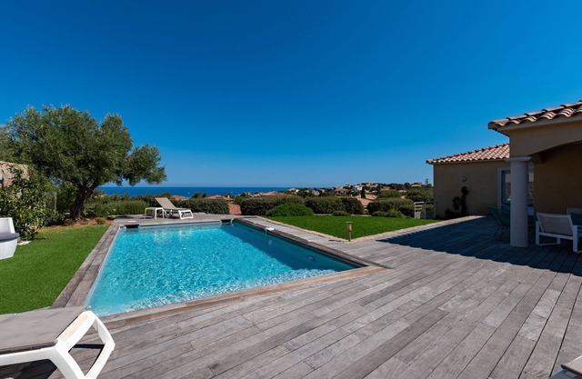 Villa Acula - Five Bedroom Villa, Sleeps 10