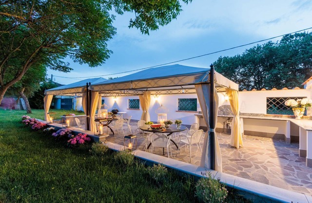 Villa Alpaca 7 bedrooms and a Private Pool in Orentano